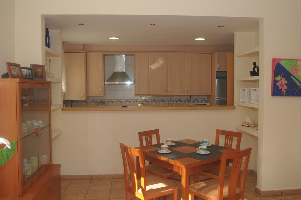 Apartaments Villa Conchi Сіджас Екстер'єр фото